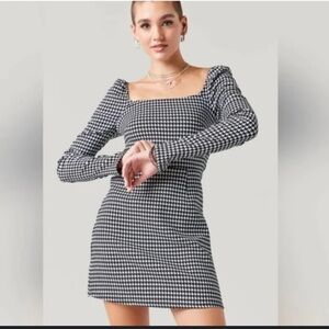 Francesca Houndstooth Long Sleeve Dress